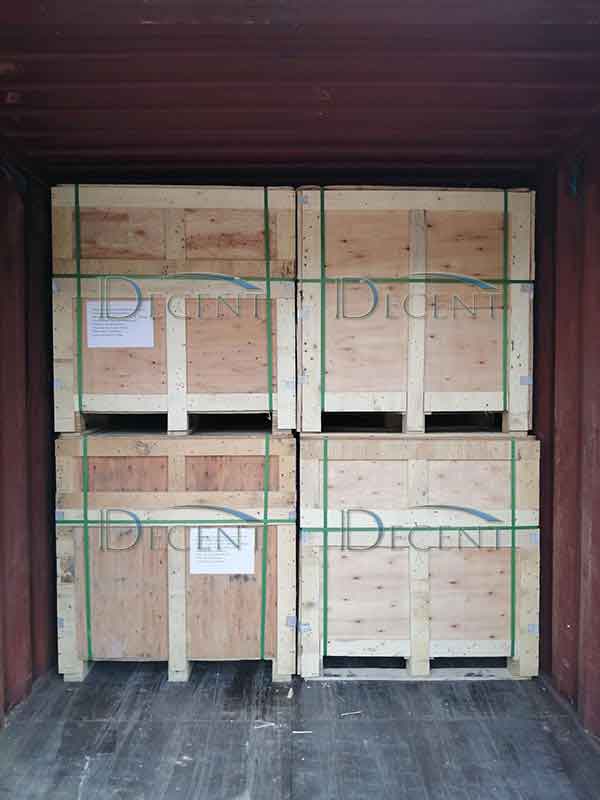 DECENT clay crucibles in wooden crates