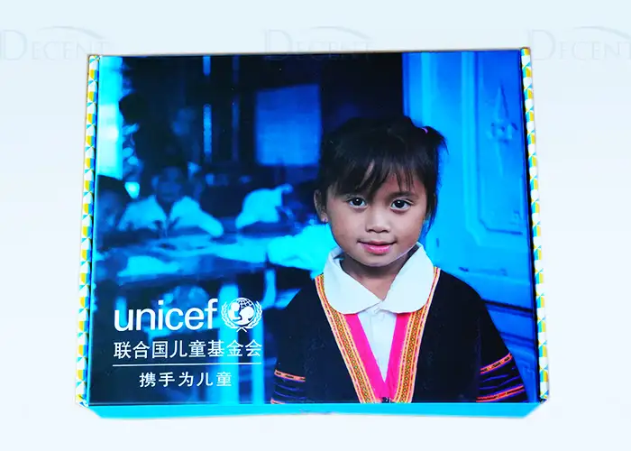 Qingdao Decent Group CEO Mr. Hyde honored for ongoing support of UNICEF