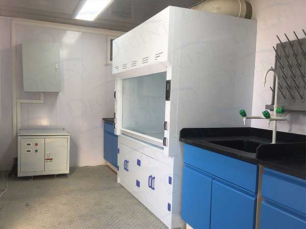 DECENT 20ft Mobile Chemical Testing Lab Equiped Fume Hood and Emergency Eye Wash